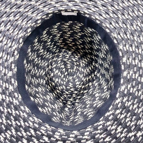 Black & White Straw Feather Fedora - Picture 7 of 13